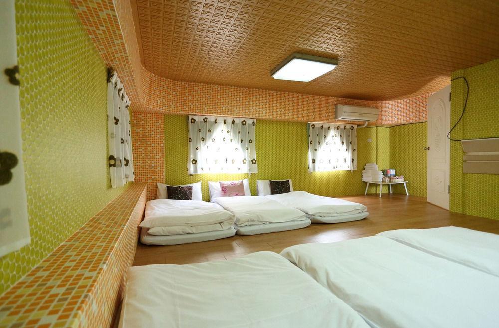 New York B&B Hualian Zewnętrze zdjęcie